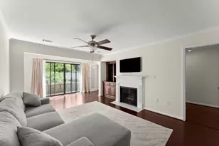 25312 Plantation Dr NE, Atlanta, GA 30324 - Photo 8