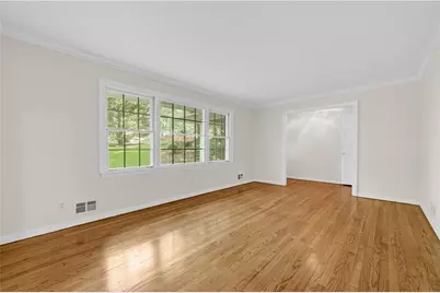 105 Stewart Drive, Atlanta, GA 30342 - Photo 6