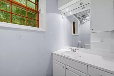 105 Stewart Drive, Atlanta, GA 30342 - Photo 22