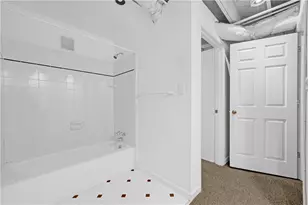 105 Stewart Dr, Atlanta, GA 30342 - Photo 16
