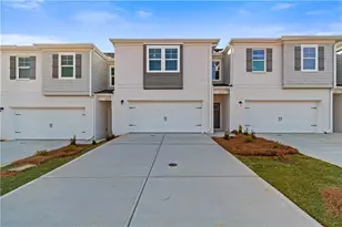 272 Sanctuary Dr, McDonough, GA 30253 - Photo 2