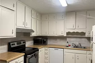 231 Scarlet Way, Lawrenceville, GA 30046 - Photo 6