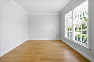 1329 Turtlebrook Ln, Lawrenceville, GA 30043 - Photo 6