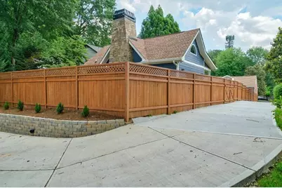 1375 Wessyngton Road, Atlanta, GA 30306 - Photo 28