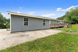 82 Bobby's Dr, Cleveland, GA 30528 - Photo 38