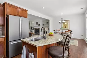 243 S Village Square, Canton, GA 30115 - Photo 8