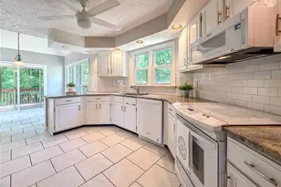 1223 Kaylyn Ct, Kennesaw, GA 30152 - Photo 18