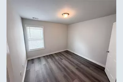 7725 Battle Way, Fairburn, GA 30213 - Photo 10
