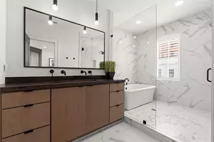 3667 Peachtree Rd NE, Atlanta, GA 30319 - Photo 4