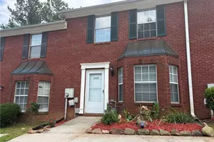 5739 Windfall Ln, Lithonia, GA 30058 - Photo 2