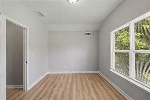 379 Yonkers Ave NW, Atlanta, GA 30314 - Photo 24