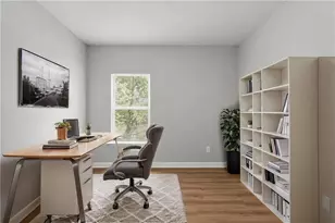 379 Yonkers Ave NW, Atlanta, GA 30314 - Photo 6