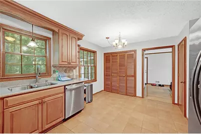 5201 Beechwood Forest Drive, Lithonia, GA 30038 - Photo 14