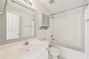 1363 Penhurst Dr, Lawrenceville, GA 30043 - Photo 16