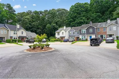 1208 Shiloh Circle, Kennesaw, GA 30144 - Photo 2