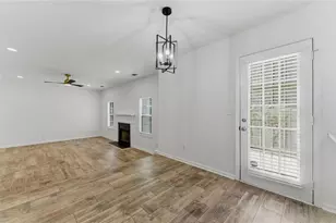 691 Deshon Creek Dr, Lithonia, GA 30058 - Photo 12