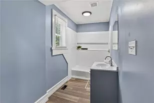 429 N 9th St, Griffin, GA 30223 - Photo 12