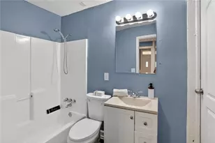 429 N 9th St, Griffin, GA 30223 - Photo 6