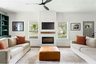 323 Eleanor Street SE, Atlanta, GA 30317 - Photo 2