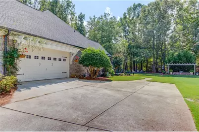 951 Providence Lane, Monroe, GA 30656 - Photo 4
