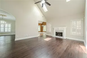 500 Shelli Ln, Roswell, GA 30075 - Photo 14