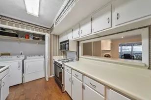 513 Park Ridge Cir, Marietta, GA 30068 - Photo 10