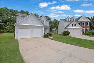 11745 Bentham Ct, Alpharetta, GA 30005 - Photo 2