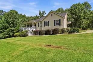 611 Rocky Hollow Rd, Cave Spring, GA 30124 - Photo 2