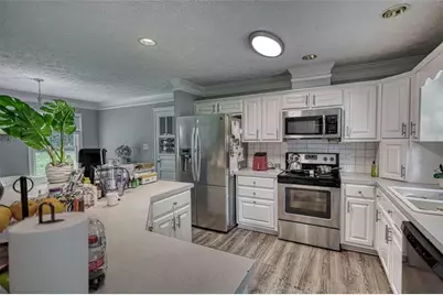 2394 Rockbridge Road, Stone Mountain, GA 30087 - Photo 6