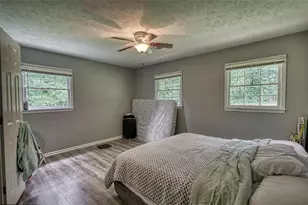 2394 Rockbridge Rd, Stone Mountain, GA 30087 - Photo 24