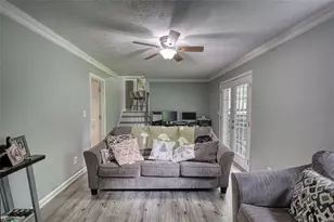 2394 Rockbridge Rd, Stone Mountain, GA 30087 - Photo 22