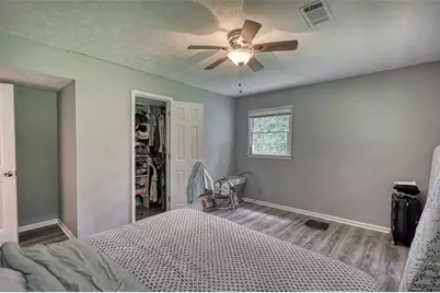 2394 Rockbridge Road, Stone Mountain, GA 30087 - Photo 26