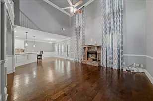 5908 Cliftondale Dr, Atlanta, GA 30349 - Photo 4