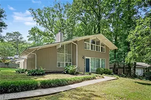 350 Willow Glenn Ct NE, Marietta, GA 30068 - Photo 2