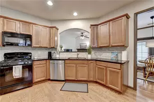 4805 Mistybrooke Court, Alpharetta, GA 30004 - Photo 12