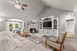 6049 Green Tree Ln, Gainesville, GA 30506 - Photo 6