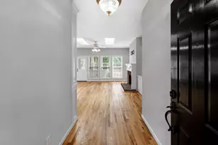 3604 Maple Forge Ln, Gainesville, GA 30504 - Photo 2