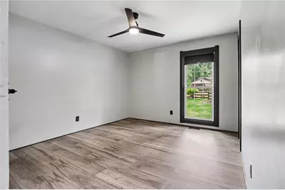 238 W Wedgewood Circle, Newnan, GA 30263 - Photo 14
