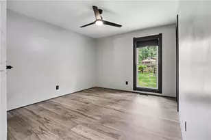 238 W Wedgewood Cir, Newnan, GA 30263 - Photo 14