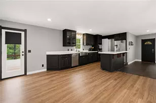 238 W Wedgewood Cir, Newnan, GA 30263 - Photo 8
