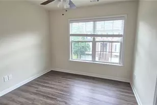 11025 Brunson Dr, Johns Creek, GA 30097 - Photo 6