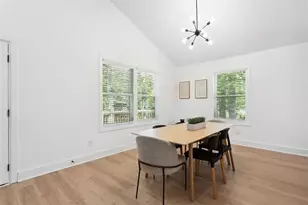 725 Alta Pl NW, Atlanta, GA 30318 - Photo 10