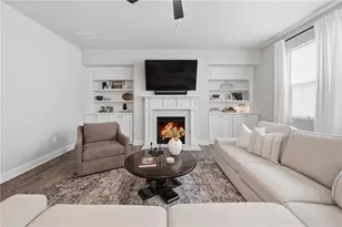 354 Hayden Cir, Woodstock, GA 30189 - Photo 14