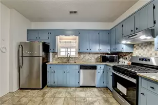 161 Muddy River Rd, Lawrenceville, GA 30043 - Photo 8