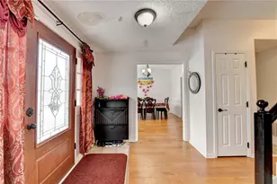 161 Muddy River Rd, Lawrenceville, GA 30043 - Photo 4