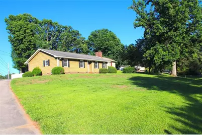 3101 Esther Drive, Gainesville, GA 30504 - Photo 2