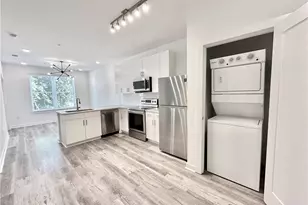 525 Parkway Dr, Atlanta, GA 30308 - Photo 10