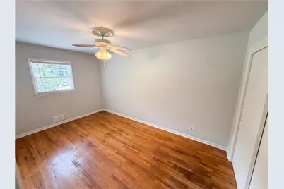 1271 Seven Springs Circle, Marietta, GA 30068 - Photo 4
