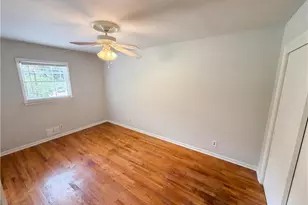 1271 Seven Springs Circle, Marietta, GA 30068 - Photo 4