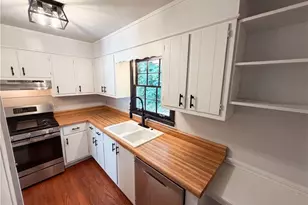 1271 Seven Springs Circle, Marietta, GA 30068 - Photo 2